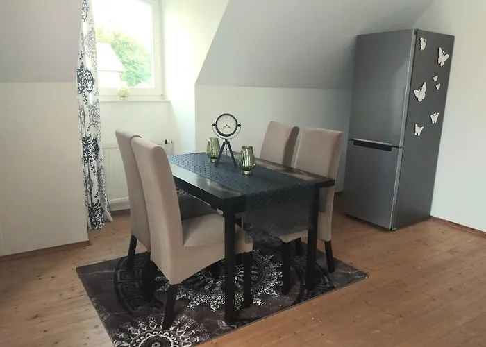 Jenny's 公寓 蒙绍